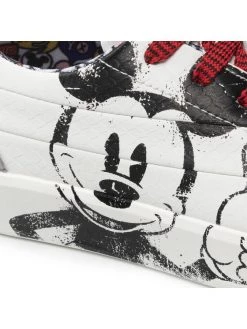 Desigual Γυναίκες Αθλητικά 22SSKP12 Λευκό 11 Desigual Γυναίκες Αθλητικά 22SSKP12 Λευκό -Εξοδος Desigual Κατάστημα unnamed file 2390