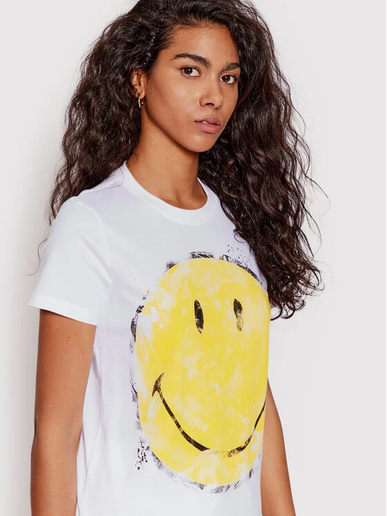 Desigual Γυναίκες T-shirts T-Shirt SMILEY Malabares 22SWTKA1 Λευκό Regular Fit 6 Desigual Γυναίκες T-shirts T-Shirt SMILEY Malabares 22SWTKA1 Λευκό Regular Fit - Image 4