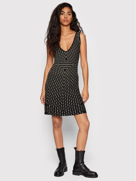 Desigual Γυναίκες Πλεκτά Φορέματα Φόρεμα υφασμάτινο Samantha 22SWVF08 Μαύρο Regular Fit 4 Desigual Γυναίκες Πλεκτά Φορέματα Φόρεμα υφασμάτινο Samantha 22SWVF08 Μαύρο Regular Fit - Image 2