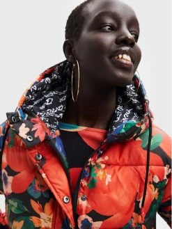 Desigual Γυναίκες Μεταβατικά Μπουφάν Μπουφάν πουπουλένιο Stavanger 22WWEW31 Έγχρωμο Regular Fit -Εξοδος Desigual Κατάστημα unnamed file 317