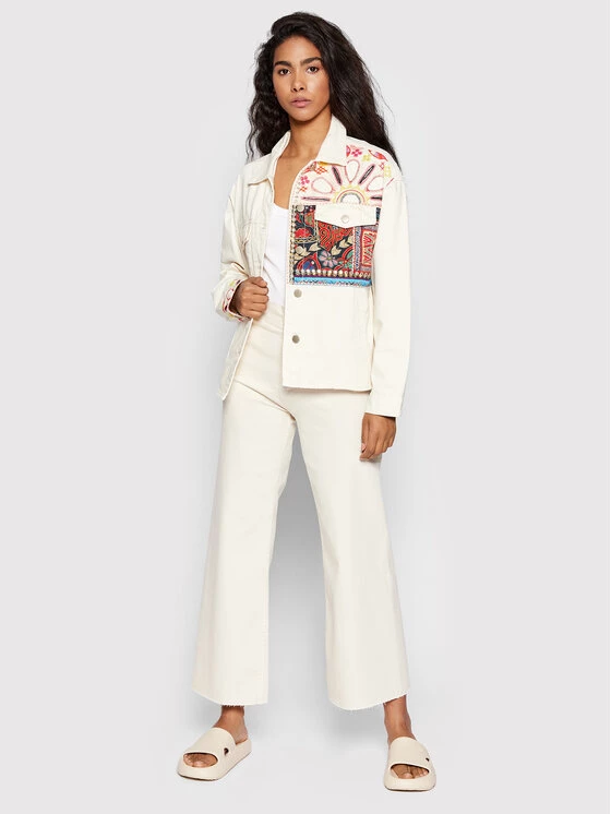 Desigual Γυναίκες Τζιν Μπουφάν Τζιν μπουφάν Bombay 22SWED25 Μπεζ Oversize 4 Desigual Γυναίκες Τζιν Μπουφάν Τζιν μπουφάν Bombay 22SWED25 Μπεζ Oversize - Image 2