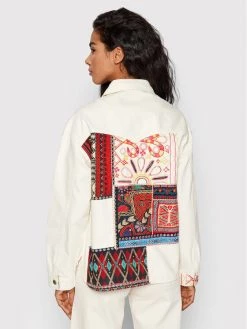 Desigual Γυναίκες Τζιν Μπουφάν Τζιν μπουφάν Bombay 22SWED25 Μπεζ Oversize 10 Desigual Γυναίκες Τζιν Μπουφάν Τζιν μπουφάν Bombay 22SWED25 Μπεζ Oversize -Εξοδος Desigual Κατάστημα unnamed file 4010