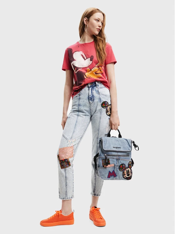 Desigual Γυναίκες T-shirts T-Shirt DISNEY To Meet U Mickey 22WWTK80 Κόκκινο Regular Fit 4 Desigual Γυναίκες T-shirts T-Shirt DISNEY To Meet U Mickey 22WWTK80 Κόκκινο Regular Fit - Image 2