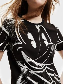 Desigual Γυναίκες T-shirts T-Shirt DISNEY Mickey Trazos 22WWTK85 Μαύρο Regular Fit -Εξοδος Desigual Κατάστημα unnamed file 429