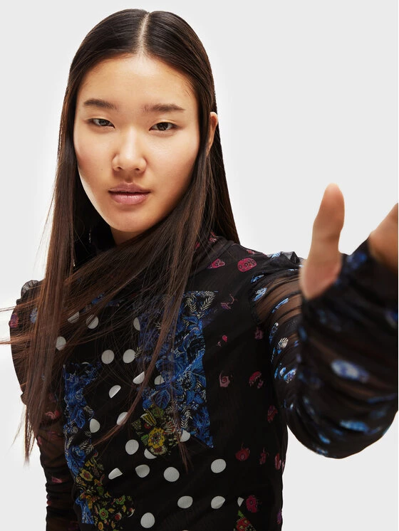 Desigual Γυναίκες Μπλουζάκια Μπλουζάκι MONSIEUR CHRISTIAN LACROIX Ruby 22WWTK47 Μαύρο Slim Fit 6 Desigual Γυναίκες Μπλουζάκια Μπλουζάκι MONSIEUR CHRISTIAN LACROIX Ruby 22WWTK47 Μαύρο Slim Fit - Image 4