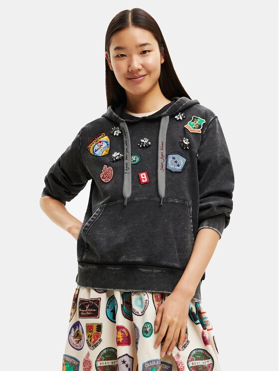 Desigual Γυναίκες Μπλούζες Μπλούζα Stamps 22WWSK56 Μαύρο Regular Fit 3 Desigual Γυναίκες Μπλούζες Μπλούζα Stamps 22WWSK56 Μαύρο Regular Fit